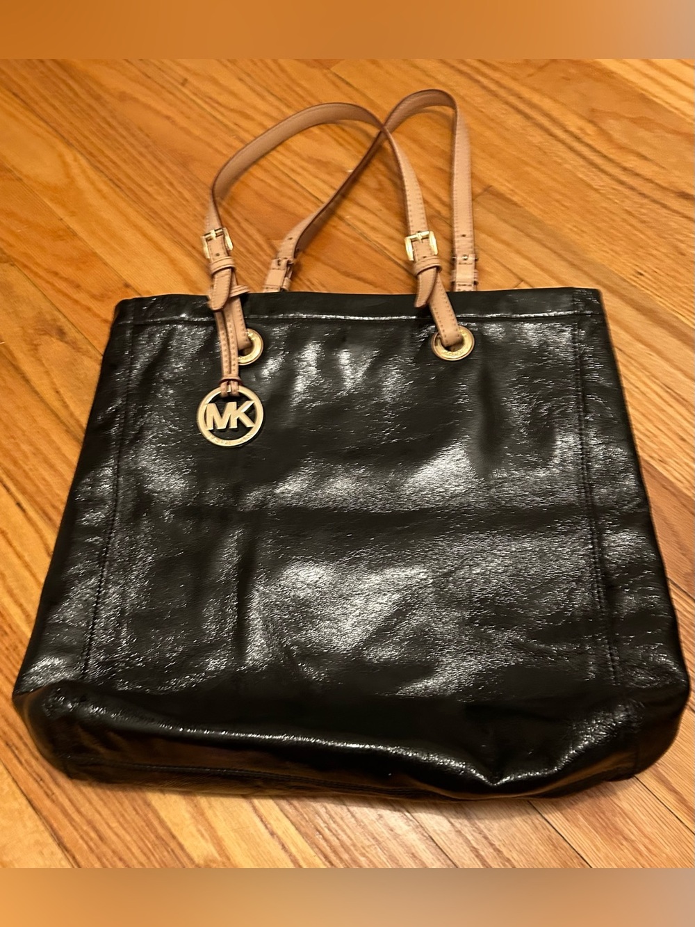 Michael Kors Black Jet Set Signature Patent Leather Tote Bag